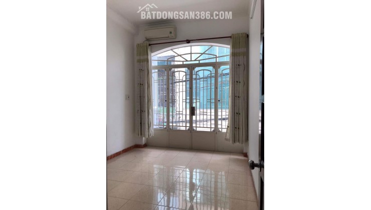 Bán nhà quận 3, hẻm xe hơi, ngang 6m, gần 55m2 chỉ 10,2 tỷ